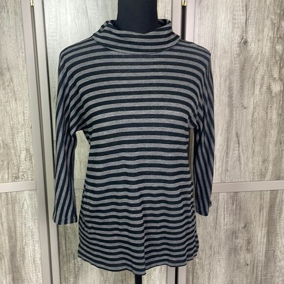 Talbots black/gray striped 3/4 sleeve turtleneck top women's P - Picture 1 of 12
